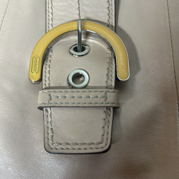 Coach SoHo Bag F18751 Pale Pearl Pink - Picture 14 of 14